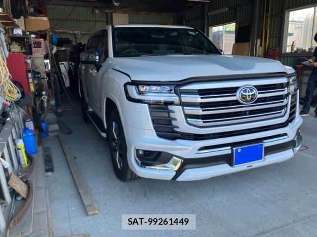 Toyota LAND CRUISER 2023-07 8627392-0