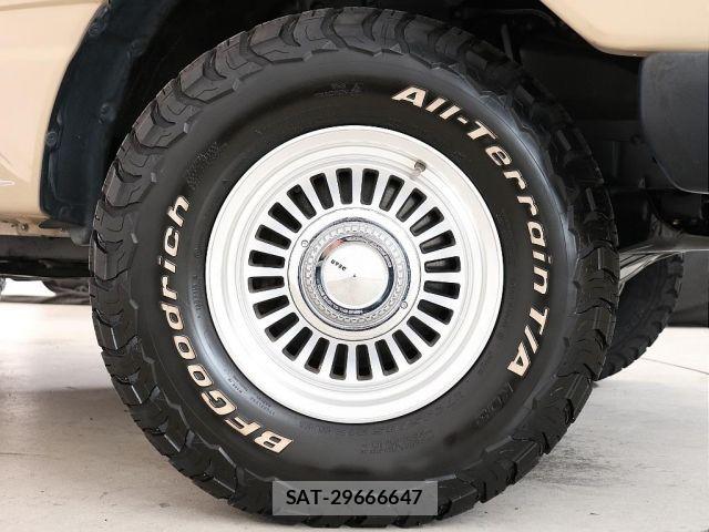 Toyota LAND CRUISER 2003-01 8627399-12