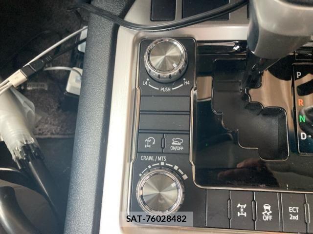 Toyota LAND CRUISER 2018-08 8659808-26