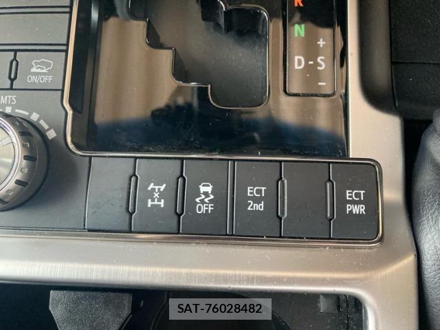 Toyota LAND CRUISER 2018-08 8659808-27