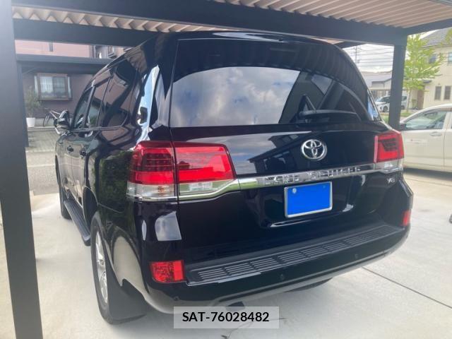 Toyota LAND CRUISER 2018-08 8659808-2