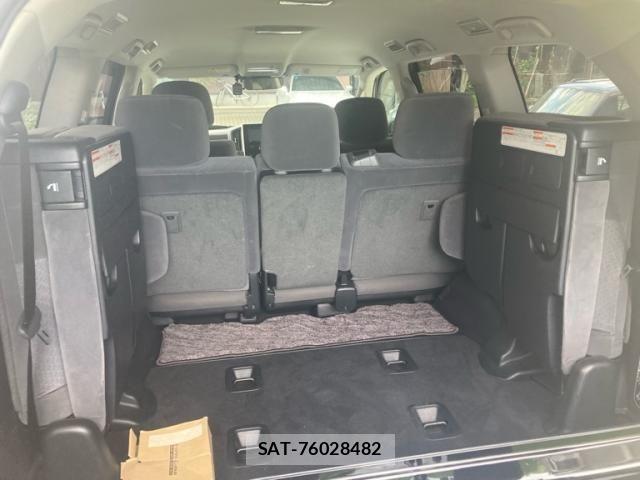 Toyota LAND CRUISER 2018-08 8659808-8