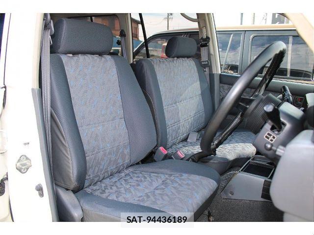 Toyota LAND CRUISER 1997-01 8659809-4