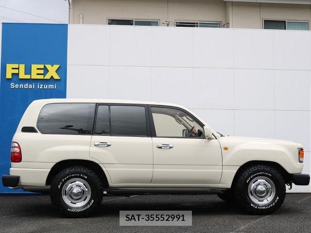 Toyota LAND CRUISER 2003-01 8666355-18