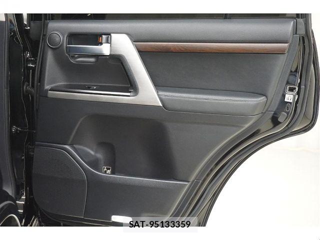 Toyota LAND CRUISER 2016-01 8659807-13