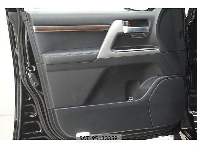 Toyota LAND CRUISER 2016-01 8659807-14