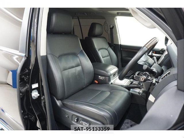 Toyota LAND CRUISER 2016-01 8659807-6