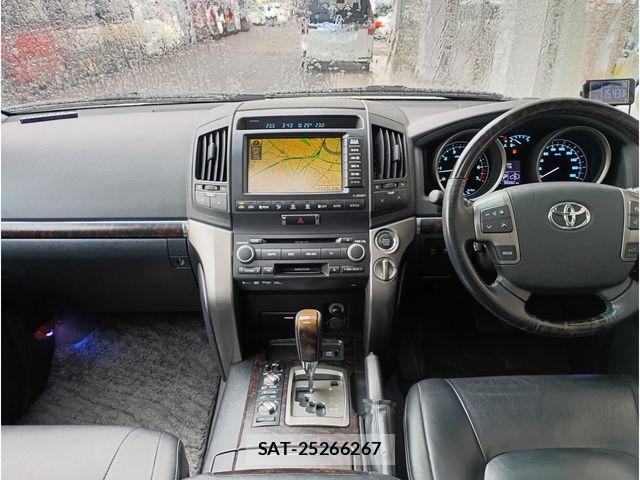 Toyota LAND CRUISER 2010-09 8659810-1