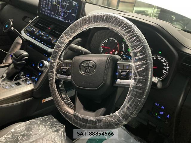 Toyota LAND CRUISER 2023-02 8743224-18