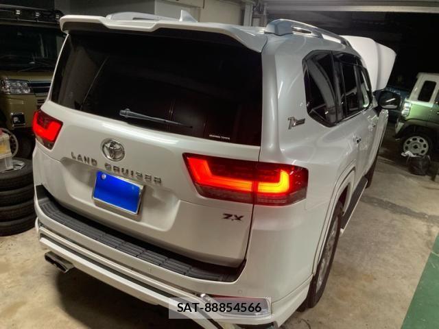 Toyota LAND CRUISER 2023-02 8743224-6