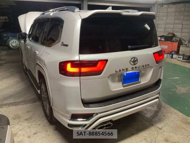 Toyota LAND CRUISER 2023-02 8743224-7