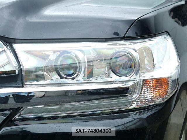 Toyota LAND CRUISER 2018-01 8743228-18