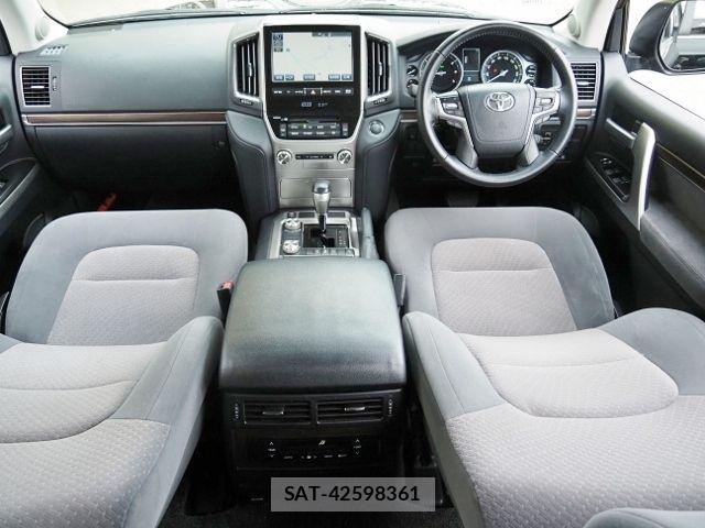 Toyota LAND CRUISER 2018-11 8743230-9