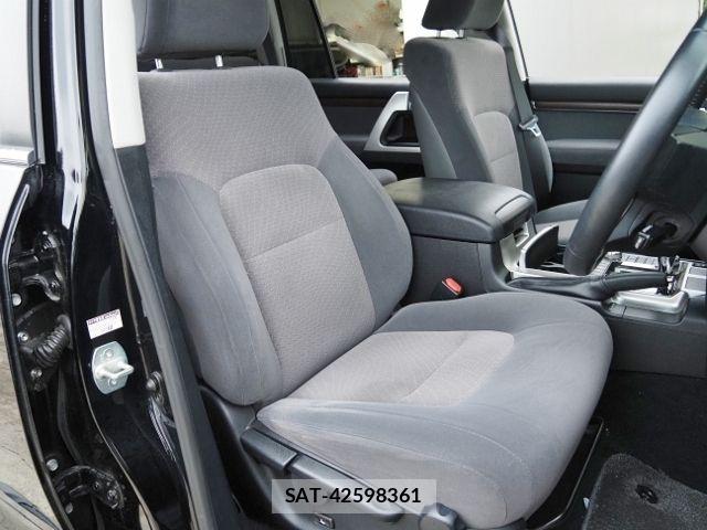 Toyota LAND CRUISER 2018-11 8743230-10