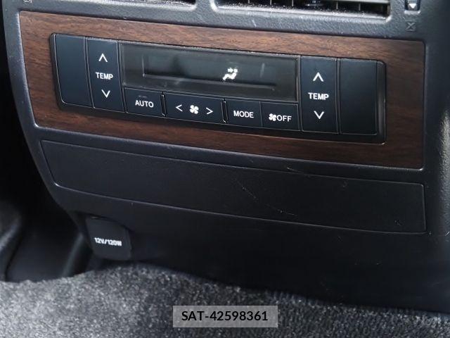 Toyota LAND CRUISER 2018-11 8743230-13