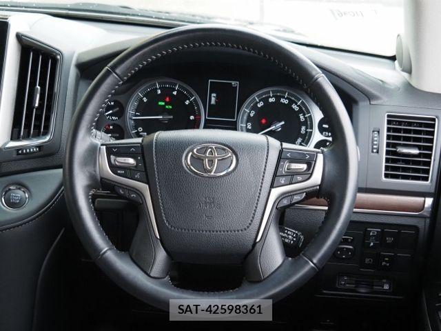 Toyota LAND CRUISER 2018-11 8743230-17