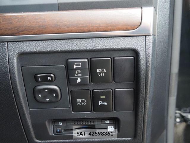 Toyota LAND CRUISER 2018-11 8743230-23