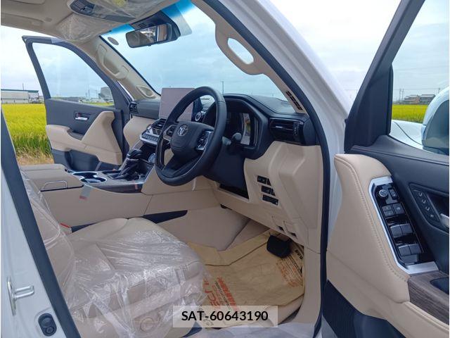Toyota LAND CRUISER 2026-04 8743213-9