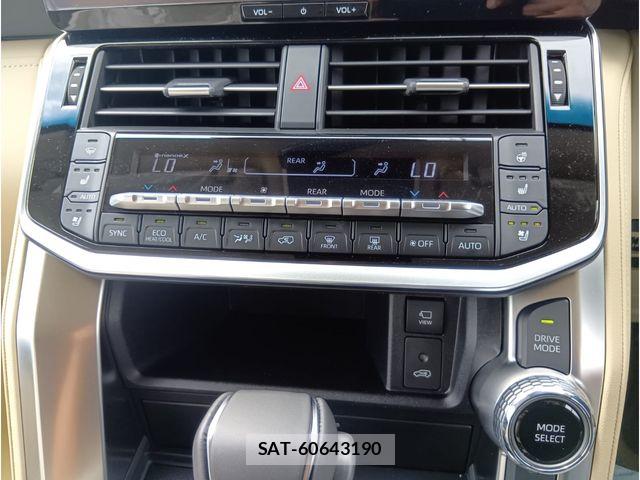 Toyota LAND CRUISER 2026-04 8743213-26
