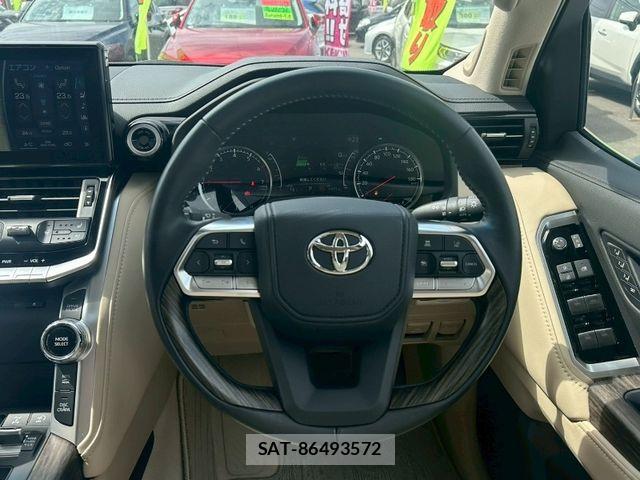 Toyota LAND CRUISER 2024-02 8743214-9
