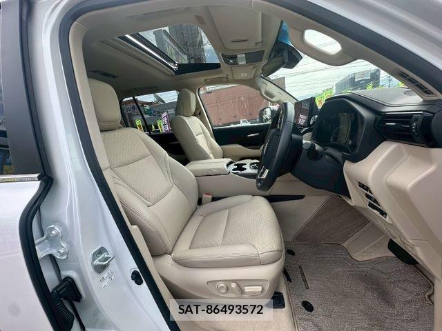 Toyota LAND CRUISER 2024-02 8743214-11