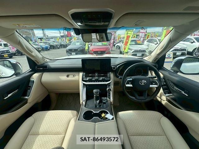 Toyota LAND CRUISER 2024-02 8743214-2