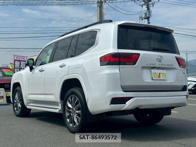 Toyota LAND CRUISER 2024-02 8743214-6