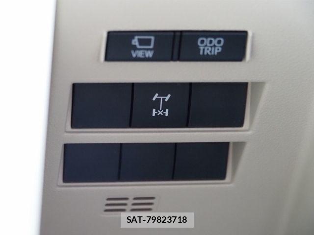 Toyota LAND CRUISER 2023-12 8743223-29