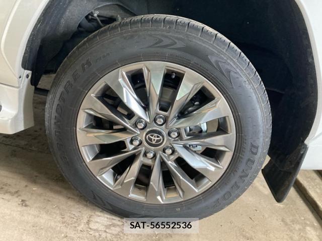 Toyota LAND CRUISER 2023-07 8743212-8