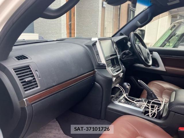 Toyota LAND CRUISER 2016-03 8743226-11