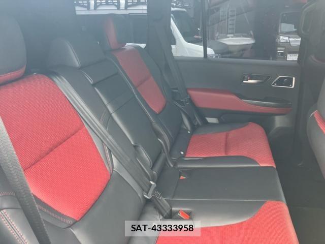 Toyota LAND CRUISER 2023-09 8743225-12