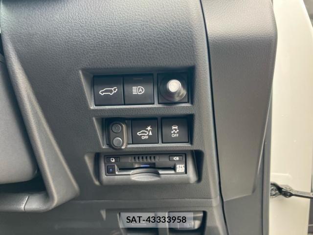 Toyota LAND CRUISER 2023-09 8743225-15