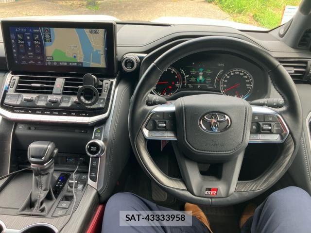 Toyota LAND CRUISER 2023-09 8743225-19