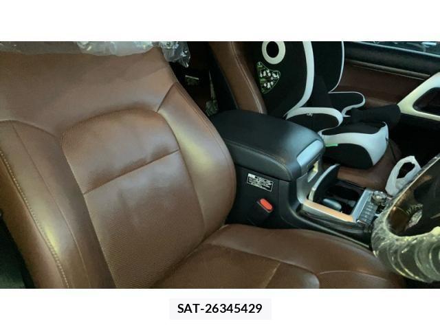 Toyota LAND CRUISER 2016-07 8743229-18