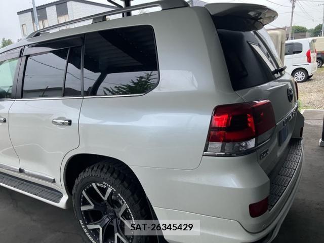 Toyota LAND CRUISER 2016-07 8743229-4