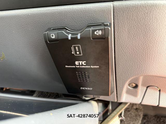 Toyota LAND CRUISER 1994-04 8743249-27