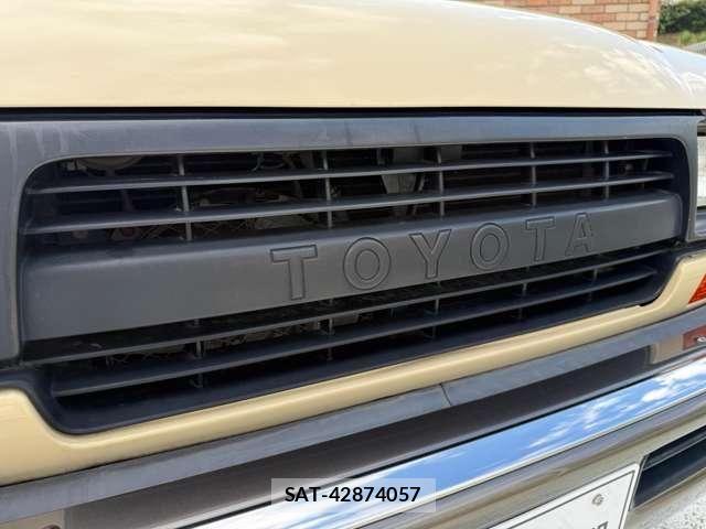 Toyota LAND CRUISER 1994-04 8743249-5