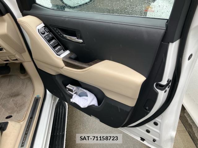 Toyota LAND CRUISER 2023-10 8743215-8