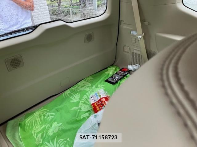 Toyota LAND CRUISER 2023-10 8743215-16