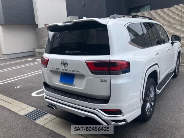 Toyota LAND CRUISER 2024-03 8743222-3