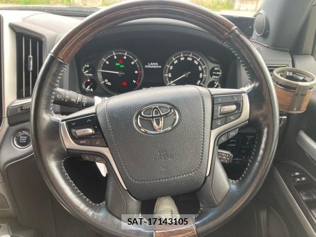 Toyota LAND CRUISER 2018-06 8743227-14