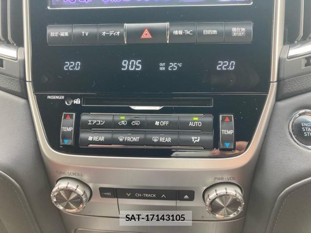 Toyota LAND CRUISER 2018-06 8743227-16