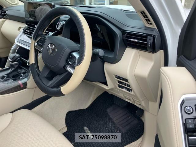 Toyota LAND CRUISER 2025-12 8780782-13