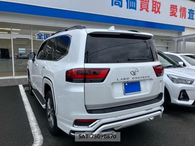 Toyota LAND CRUISER 2025-12 8780782-1