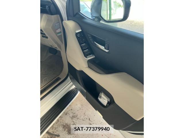 Toyota LAND CRUISER 2023-09 8780784-12