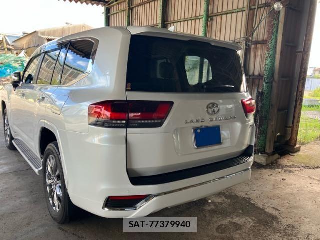 Toyota LAND CRUISER 2023-09 8780784-6
