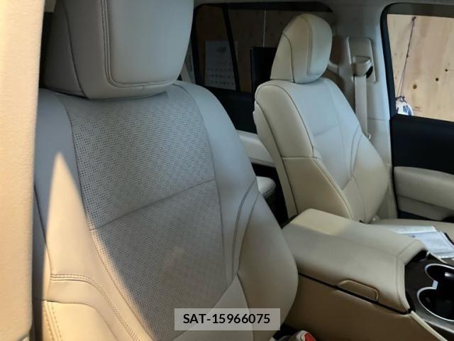 Toyota LAND CRUISER 2024-01 8780783-22