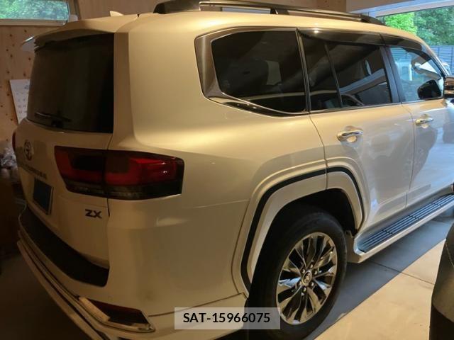 Toyota LAND CRUISER 2024-01 8780783-2