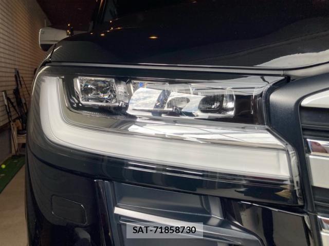 Toyota LAND CRUISER 2023-03 8829831-12