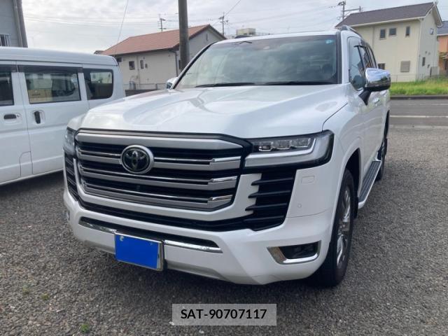 Toyota LAND CRUISER 2024-07 8829837-0